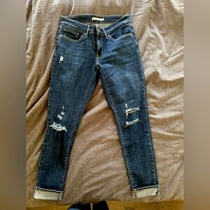 Levi’s 711 Skinny Jeans